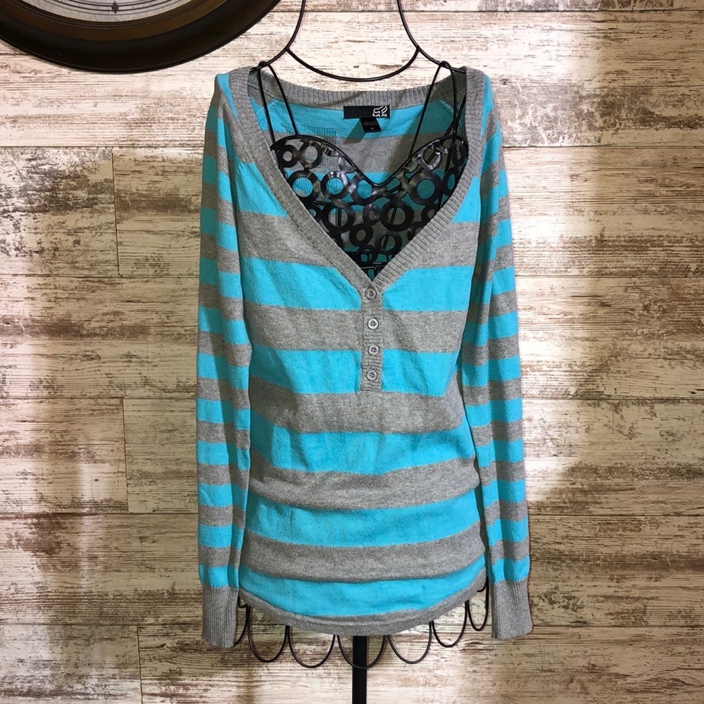 Fox racing stripped shirt size medium blue and gray v-neck button up top moto​​ - Picture 2 of 4
